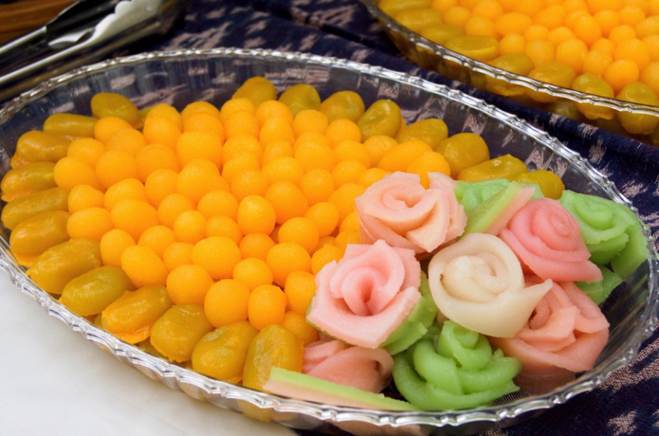 thai-desserts-25-sweets-you-need-to-try-will-fly-for-food-2022